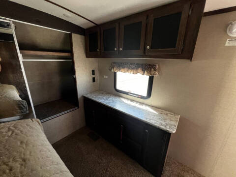 2017 Keystone RV Cougar X-Lite