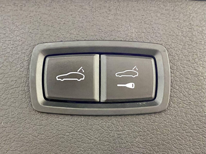 2015 Porsche Macan Turbo