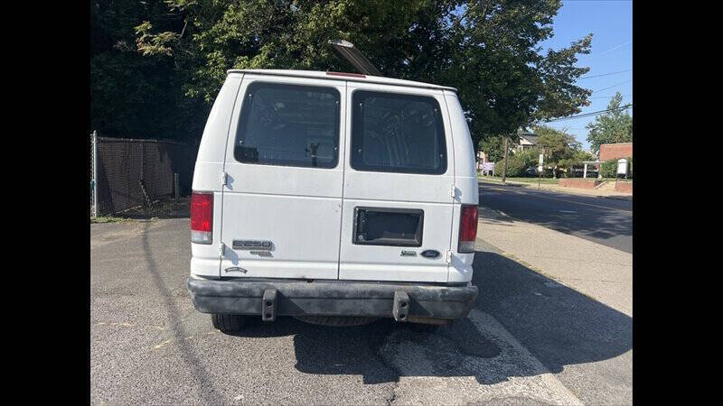 2013 Ford E-Series E-250