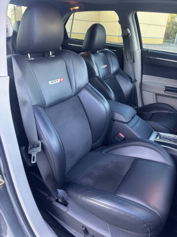 2006 Chrysler 300 SRT-8