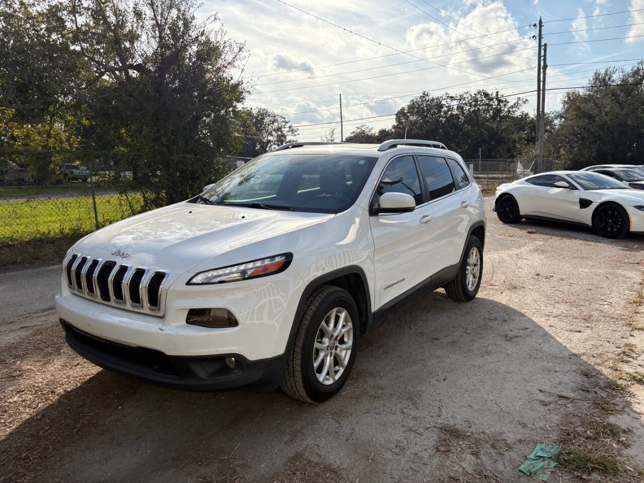 2016 Jeep Cherokee for sale at Hobgood Auto Sales in Land O Lakes, FL