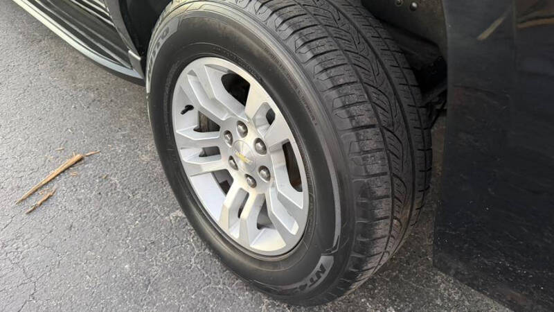 2019 Chevrolet Suburban LT