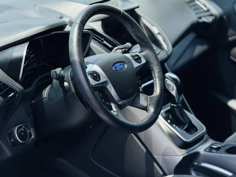2015 Ford C-MAX Hybrid SE