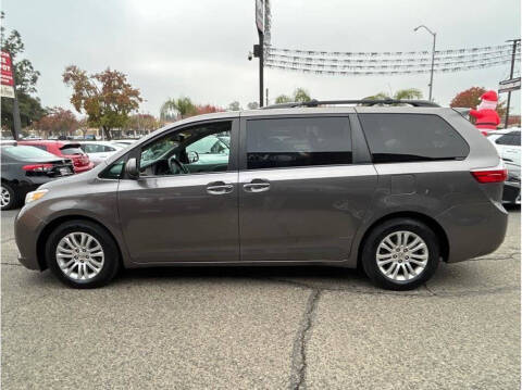 2016 Toyota Sienna