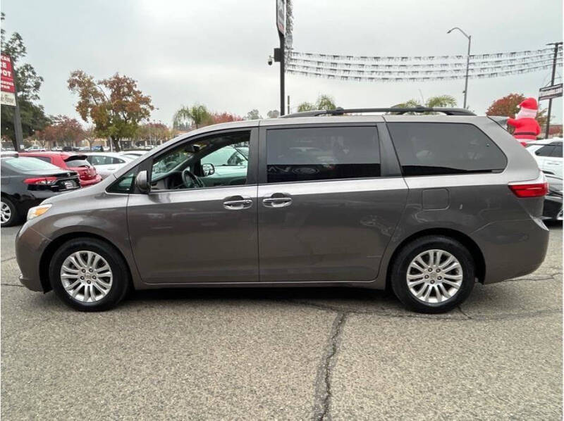 2016 Toyota Sienna