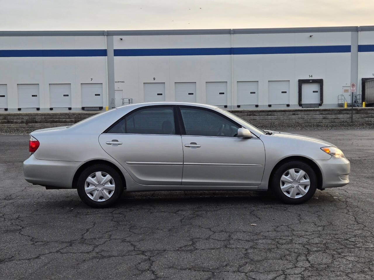 2005 Toyota Camry for sale at Alpha Auto Sales in Auburn, WA