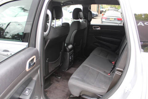 2017 Jeep Grand Cherokee Laredo