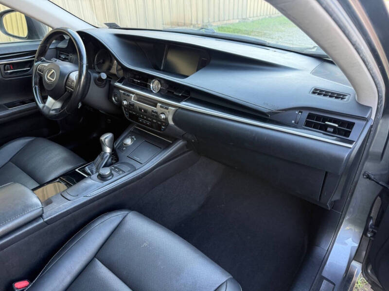 2017 Lexus ES 350