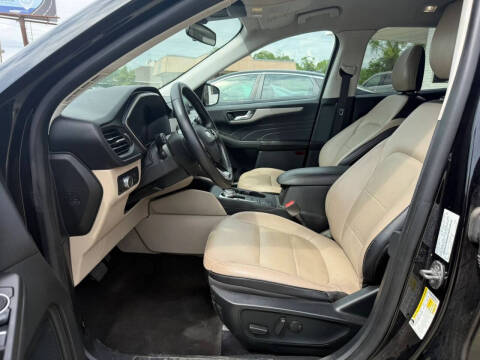 2021 Ford Escape SEL