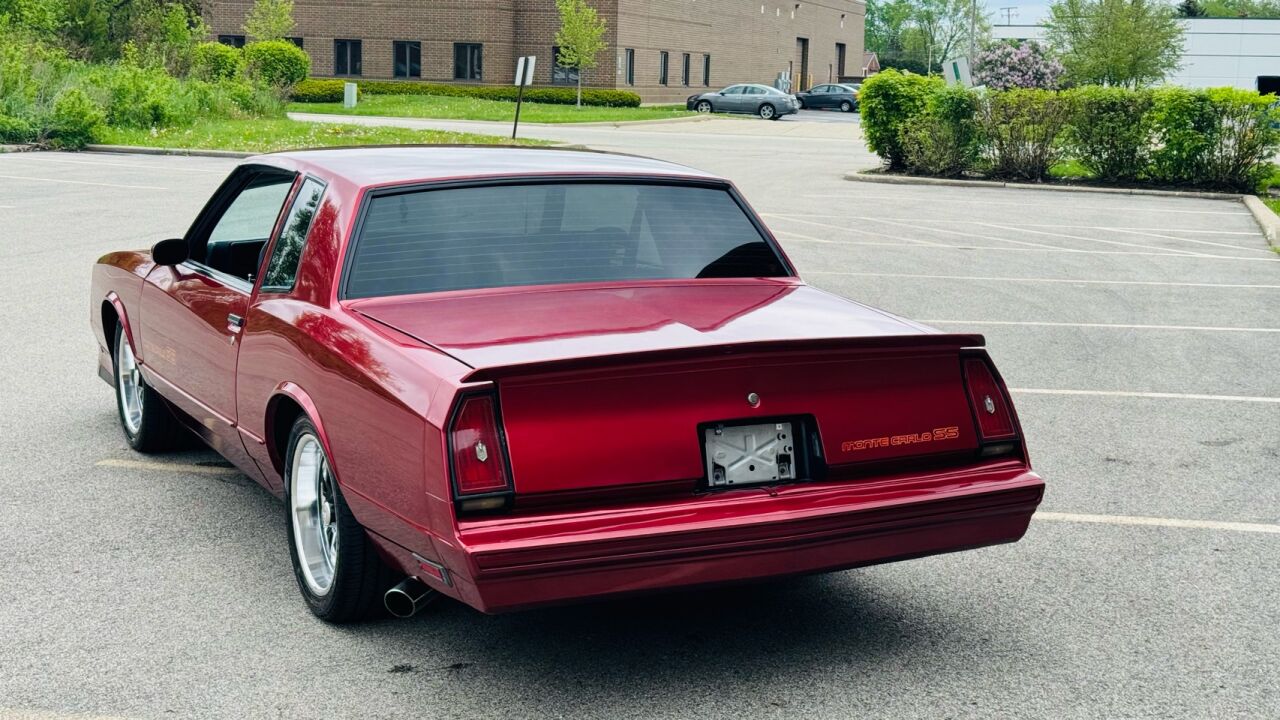 1985 Chevrolet Monte Carlo 40