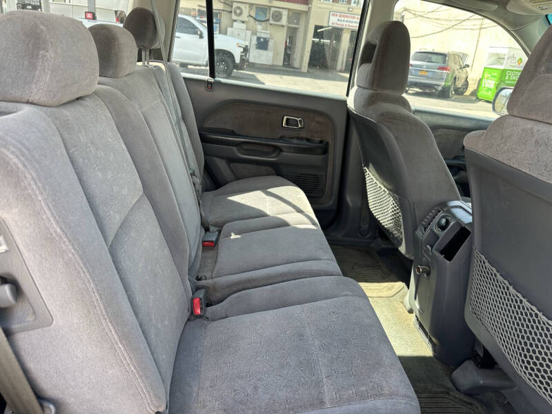 2004 Honda Pilot LX