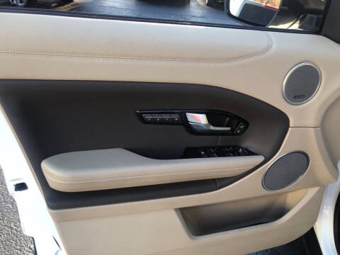 2017 Land Rover Range Rover Evoque SE