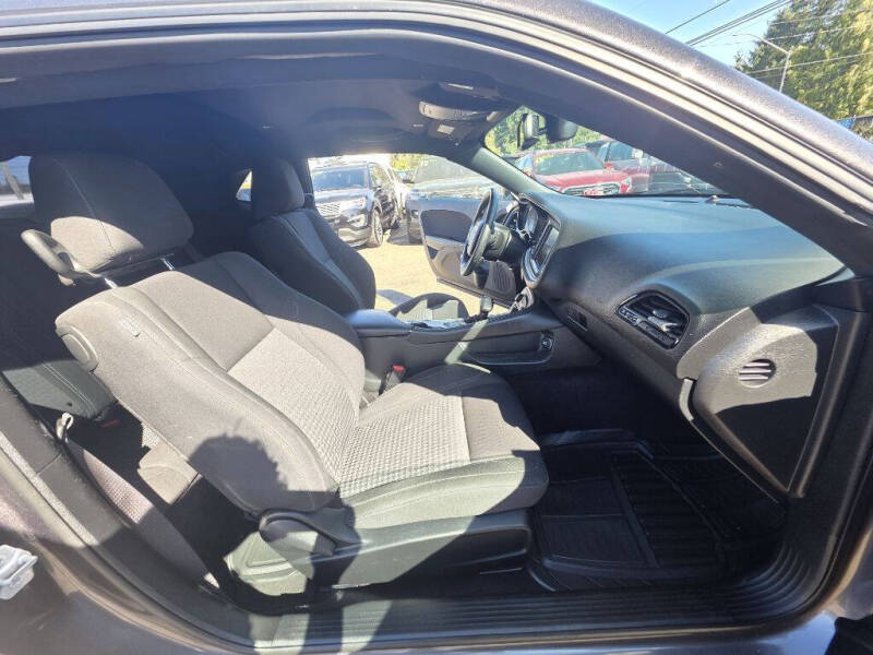 2020 Dodge Challenger SXT