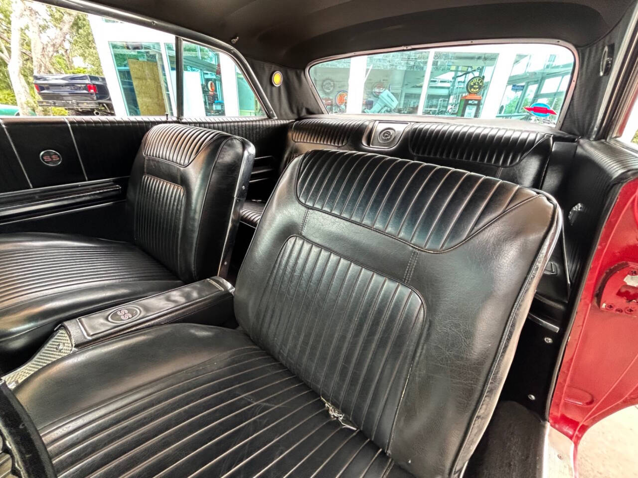 1964 Chevrolet Impala 23