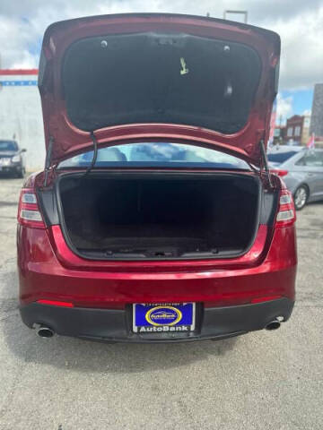 2013 Ford Taurus SEL