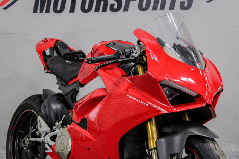 2018 Ducati Panigale V4 S