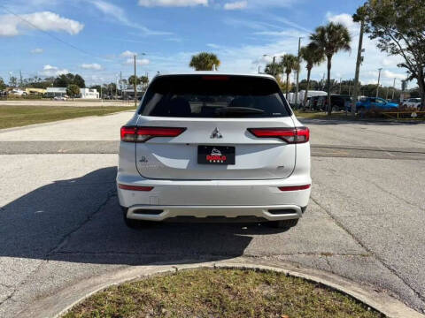 2024 Mitsubishi Outlander