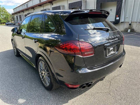 2013 Porsche Cayenne GTS