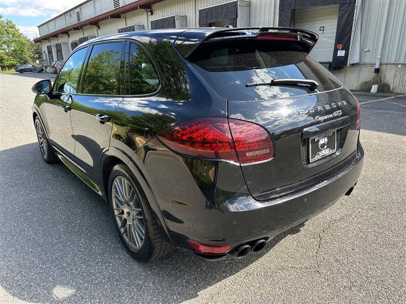 2013 Porsche Cayenne GTS