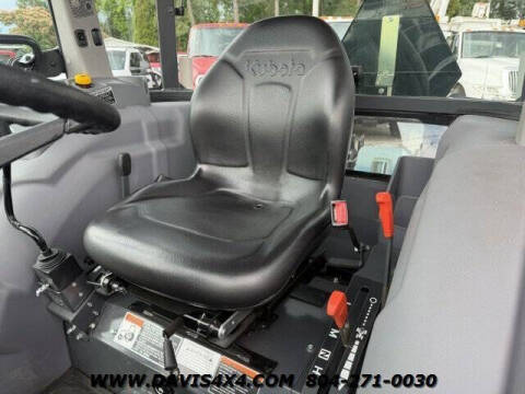 2022 Kubota MX6000 4X4 TRACTOR/LOADER