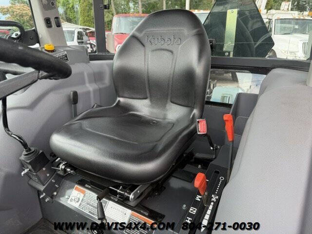 2022 Kubota MX6000 4X4 TRACTOR/LOADER