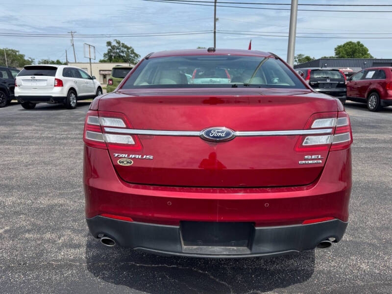2014 Ford Taurus SEL