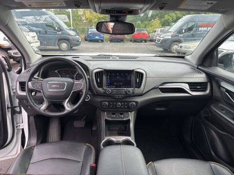 2023 GMC Terrain AT4