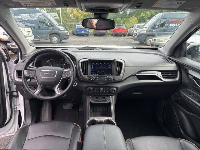 2023 GMC Terrain AT4