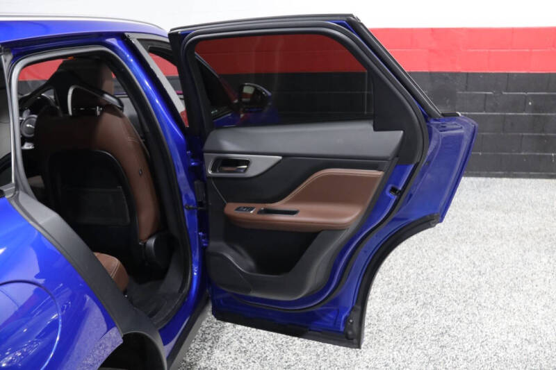 2019 Jaguar F-PACE S