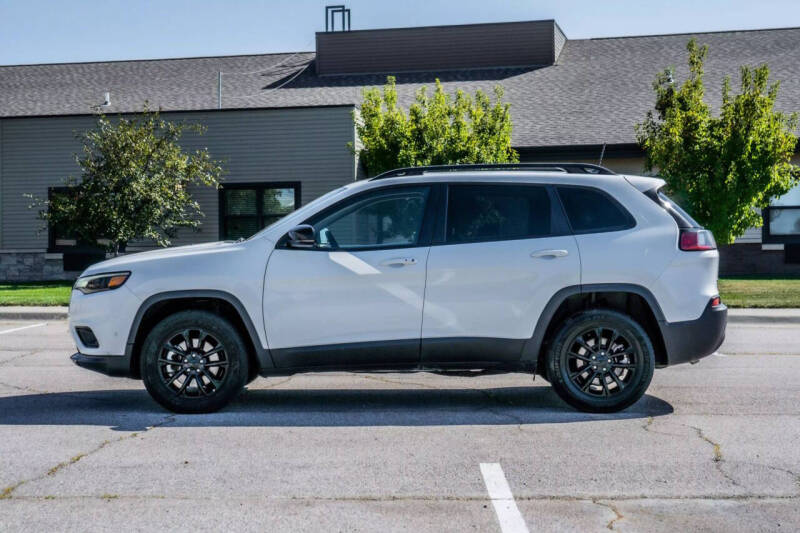 2023 Jeep Cherokee Altitude Lux
