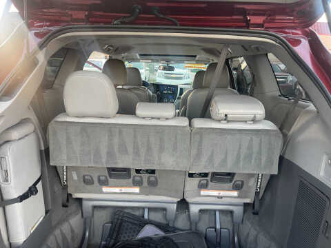 2015 Toyota Sienna