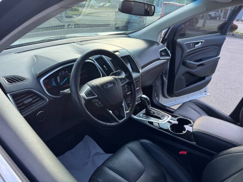 2018 Ford Edge Titanium