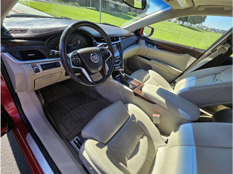 2013 Cadillac XTS Premium Collection