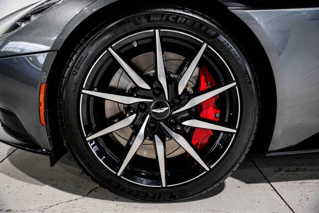 2017 Aston Martin DB11