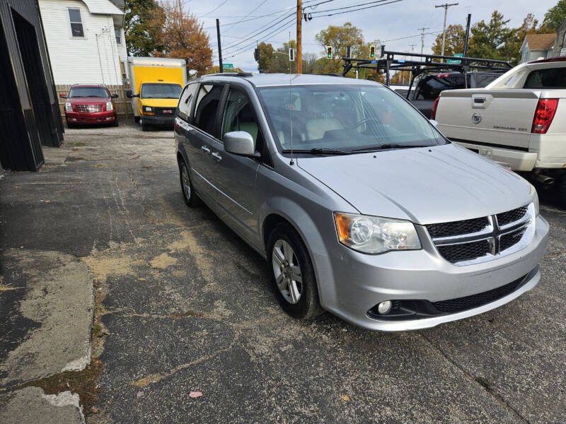 2011 Dodge Grand Caravan Crew