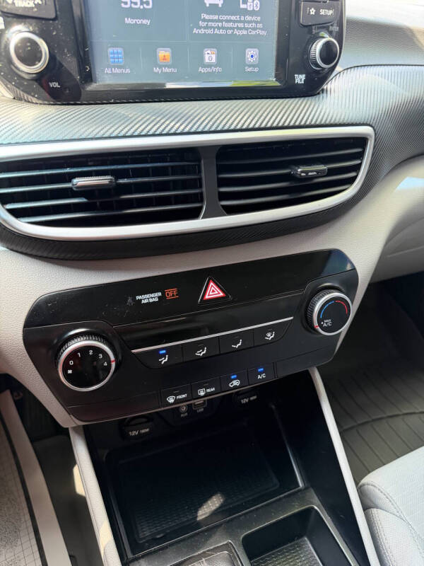 2019 Hyundai Tucson SE