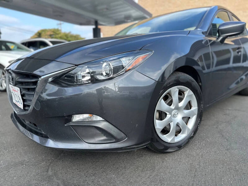 2015 Mazda MAZDA3 i Sport