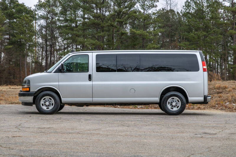 2017 Chevrolet Express LT 3500