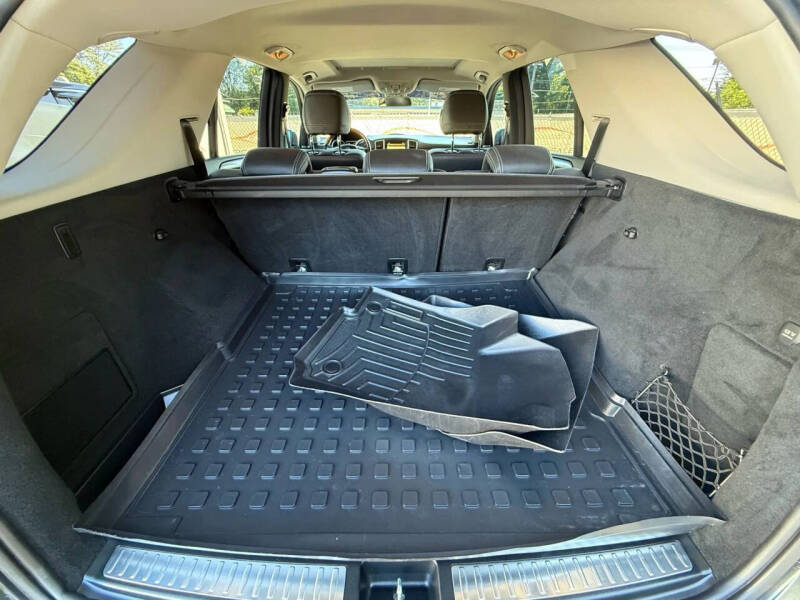 2012 Mercedes-Benz M-Class ML 550