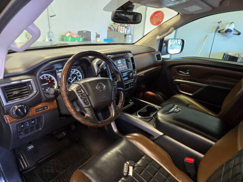 2019 Nissan Titan Platinum Reserve