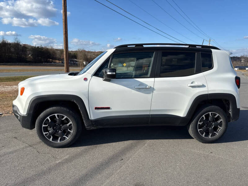 2023 Jeep Renegade Trailhawk