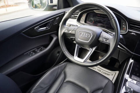 2021 Audi Q8 quattro Premium Plus 55 TFSI