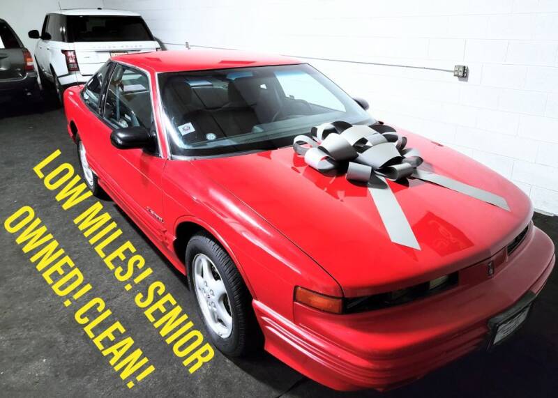 1994 Oldsmobile Cutlass Supreme for sale at Boutique Motors Inc in Lake In The Hills IL