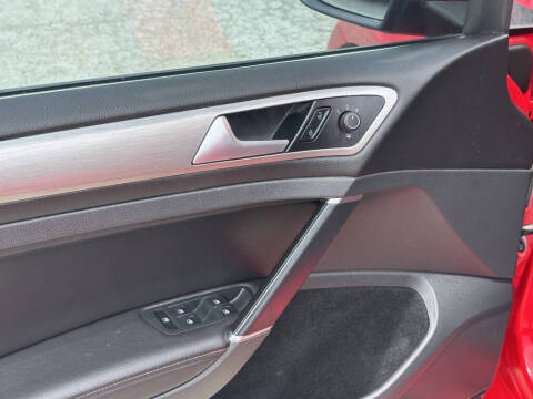 2016 Volkswagen Golf