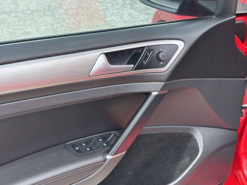 2016 Volkswagen Golf