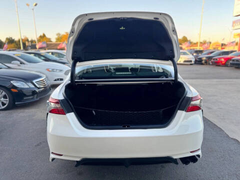 2020 Toyota Camry XSE