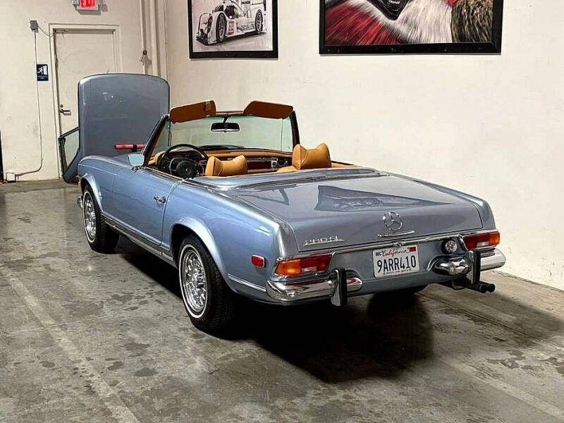 1970 Mercedes-Benz 280-Class