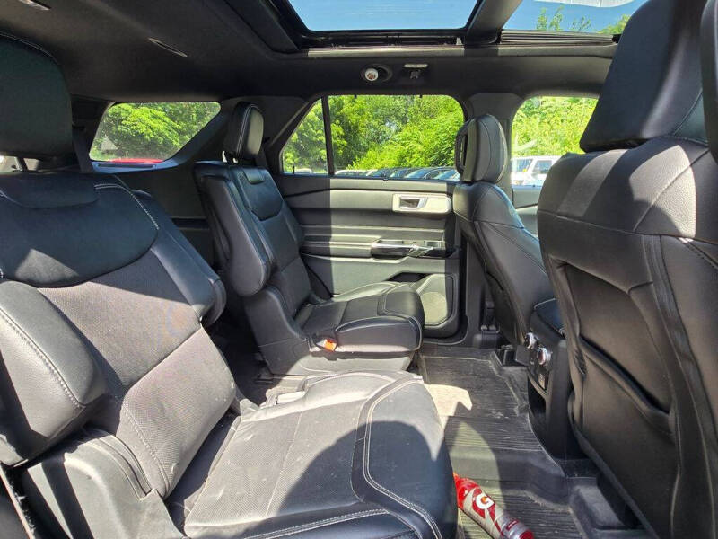 2021 Ford Explorer ST
