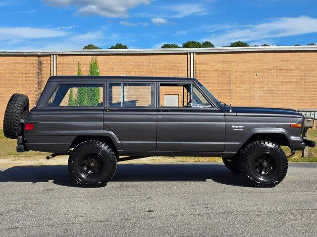 1974 Jeep Wagoneer