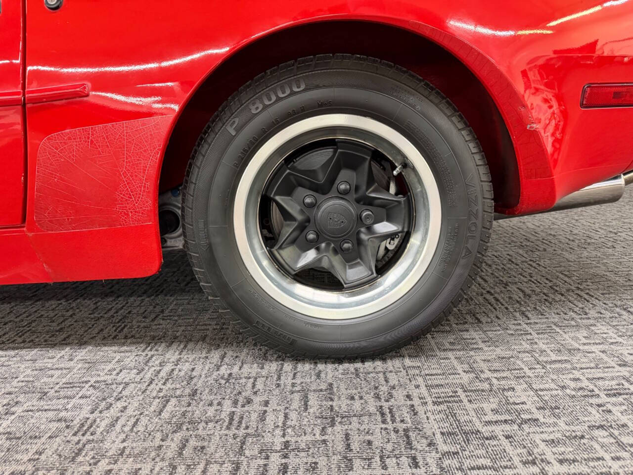 1984 Porsche 944 48